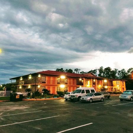 Gator Inn Kissimmee Exterior photo